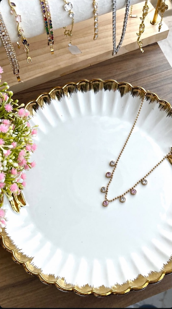 Rosé Necklace
