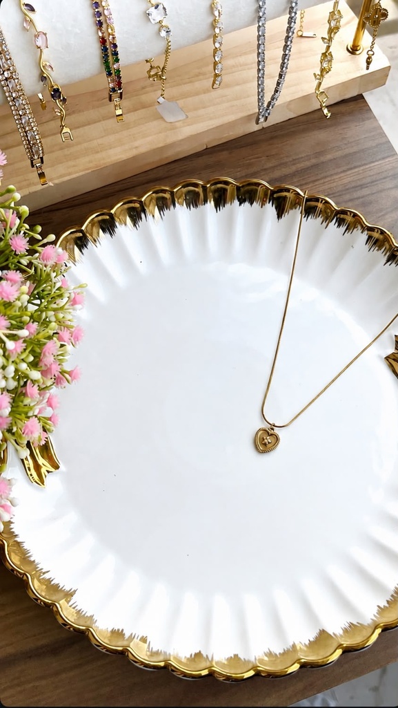 lumi heart necklace