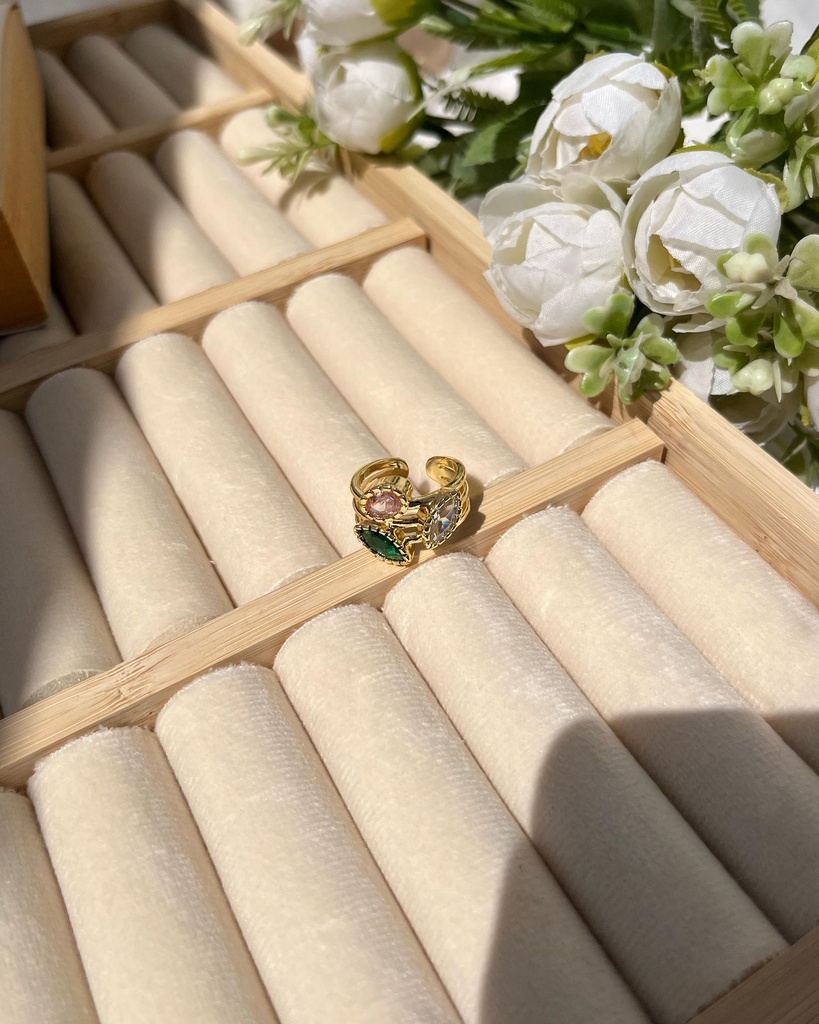 Gem ring