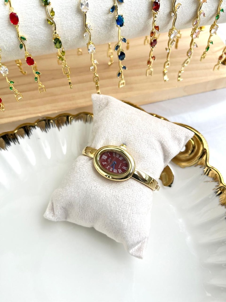 Red kada watch