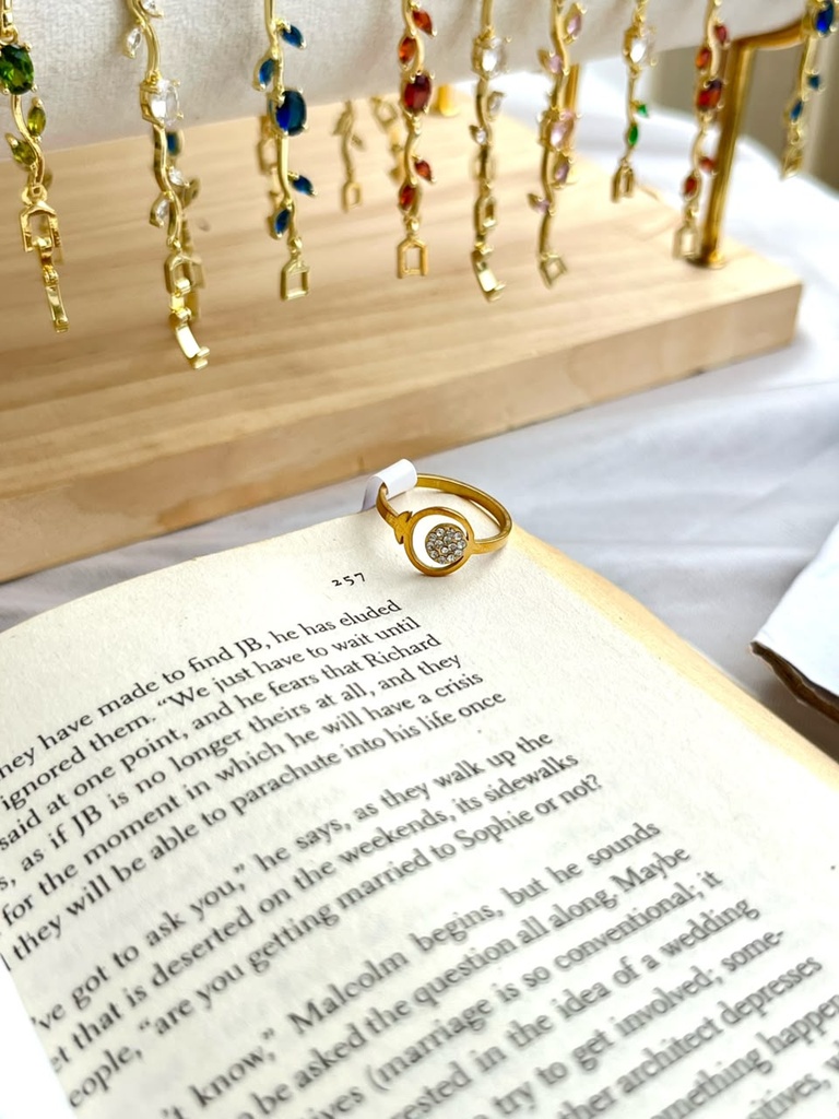 Lunavé ring