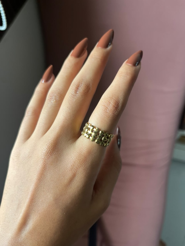 Interlace Ring