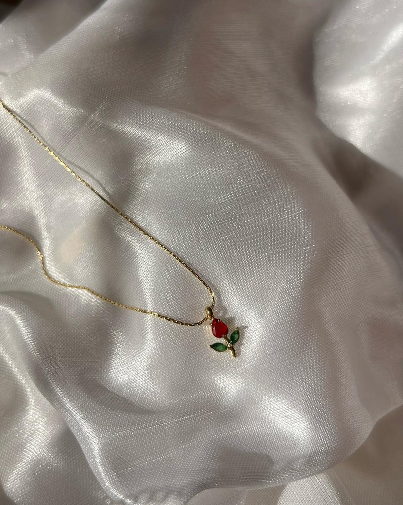 rossy tulip necklace