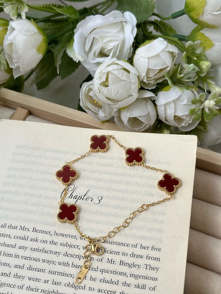 maroon clover bracelet