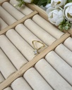 Amoura ring