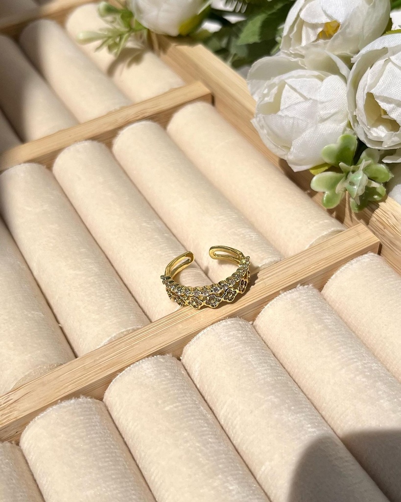Aveline ring