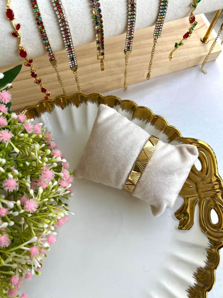 seashell kada